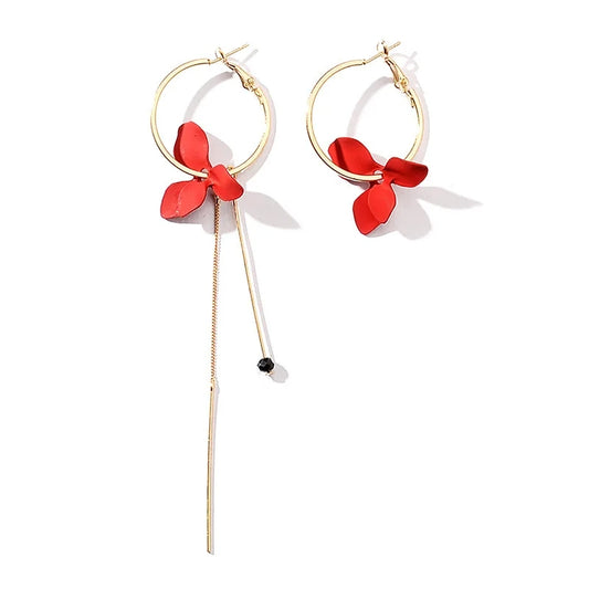 Pendientes Asimétricos de Flores Rojas