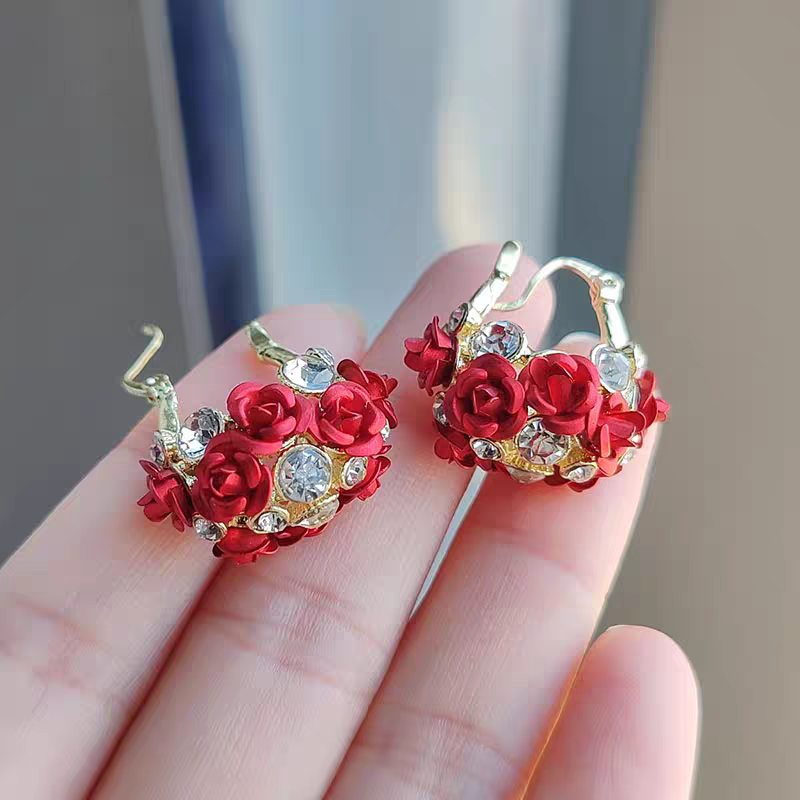 Pendientes Exquisitos de Rosas Francesas