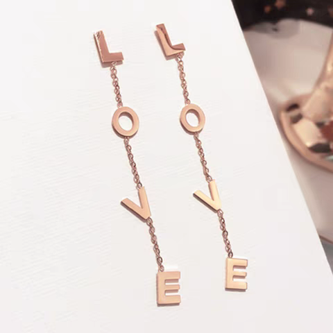 Pendientes L.O.V.E.