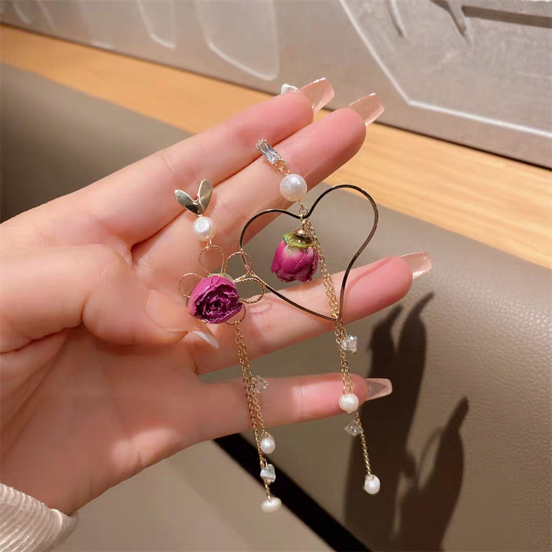 Pendientes Asimétricos de Flores Esmaltadas