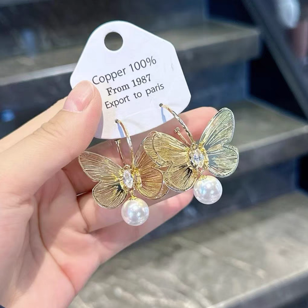 Pendientes de Mariposa Chapado en Oro Real 14K