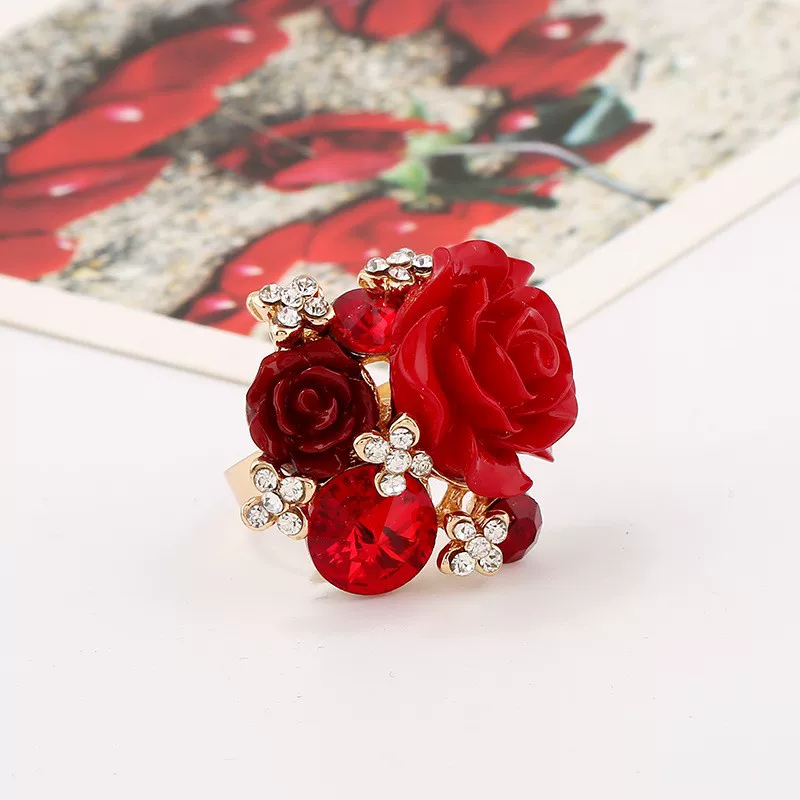 Anillos Elegantes Diseño de Rosas